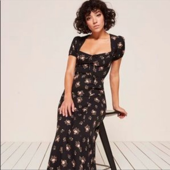 Reformation Rosetti Dress. 🌹 - Picture 5 of 14